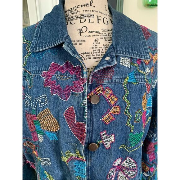 Alexis and Avery Embroidered Jacket - Picture 4 of 6